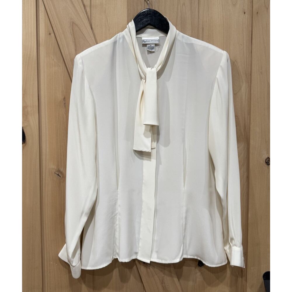 Vintage 80s Cream Bow Blouse Tie Neck Top Classic 10